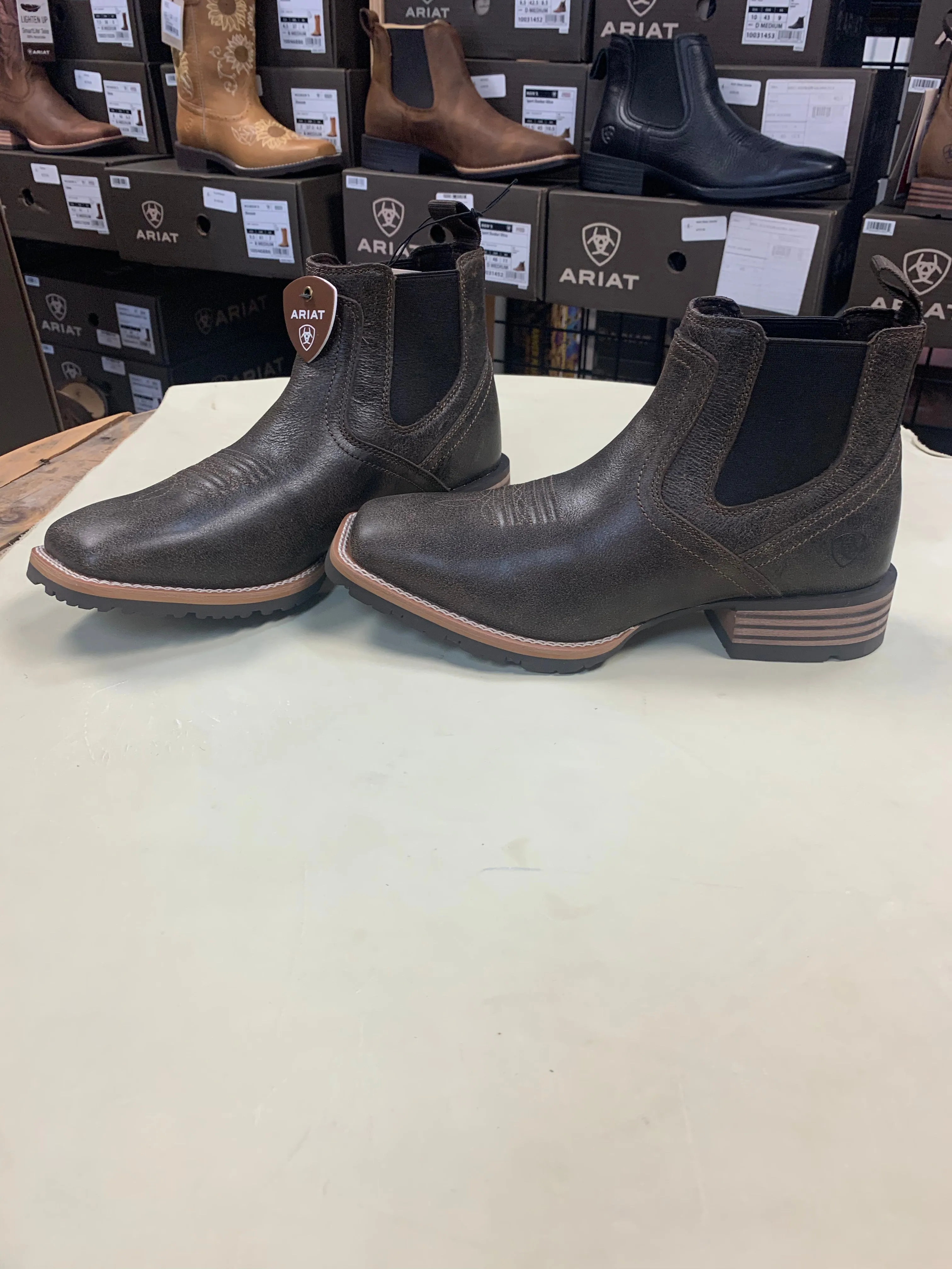 ARIAT MEN'S HYBRID LOW BOY CHELSEA BOOTS - BROAD SQUARE TOE