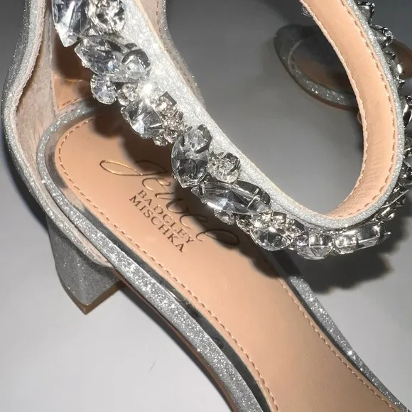 Badgley Mischka Mayra Silver Glitter Rhinestone Ankle Strap Heels 8