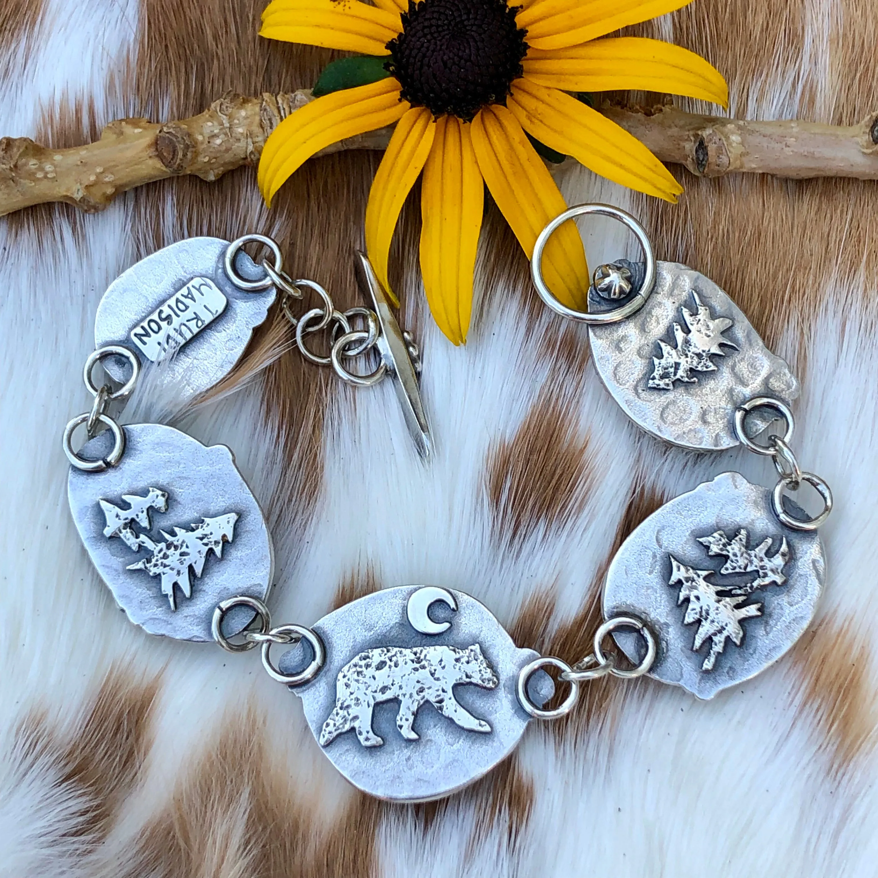 Bear Country Old Royston Turquoise sterling silver bracelet