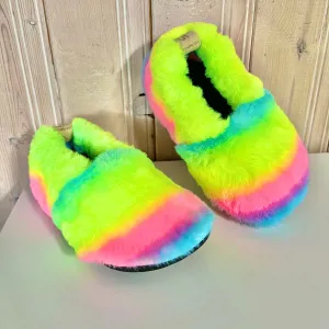 Big kids slip on shoes - Neon fur