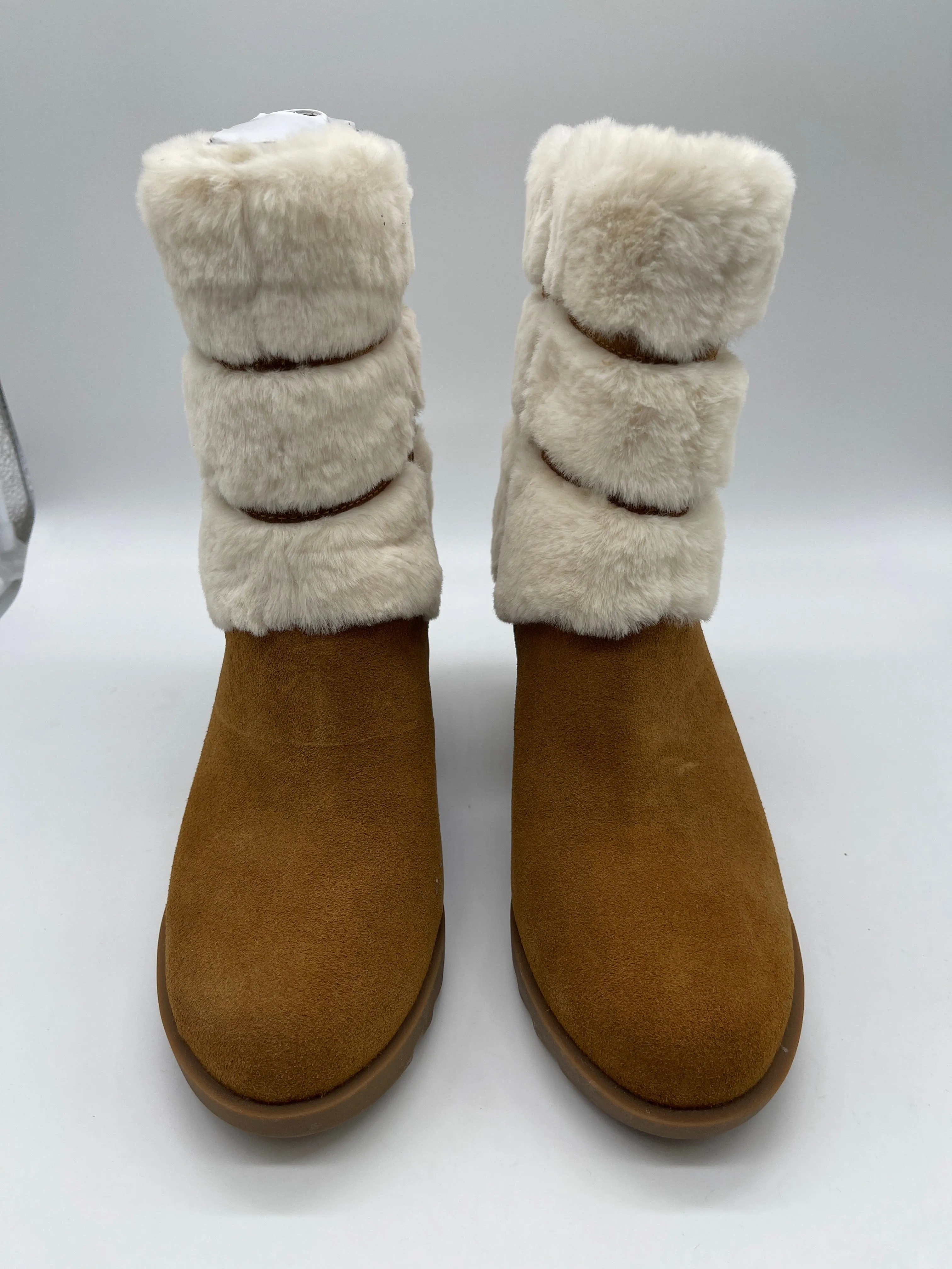 Boots Ankle Heels By Koolaburra By Ugg In Tan, Size: 10