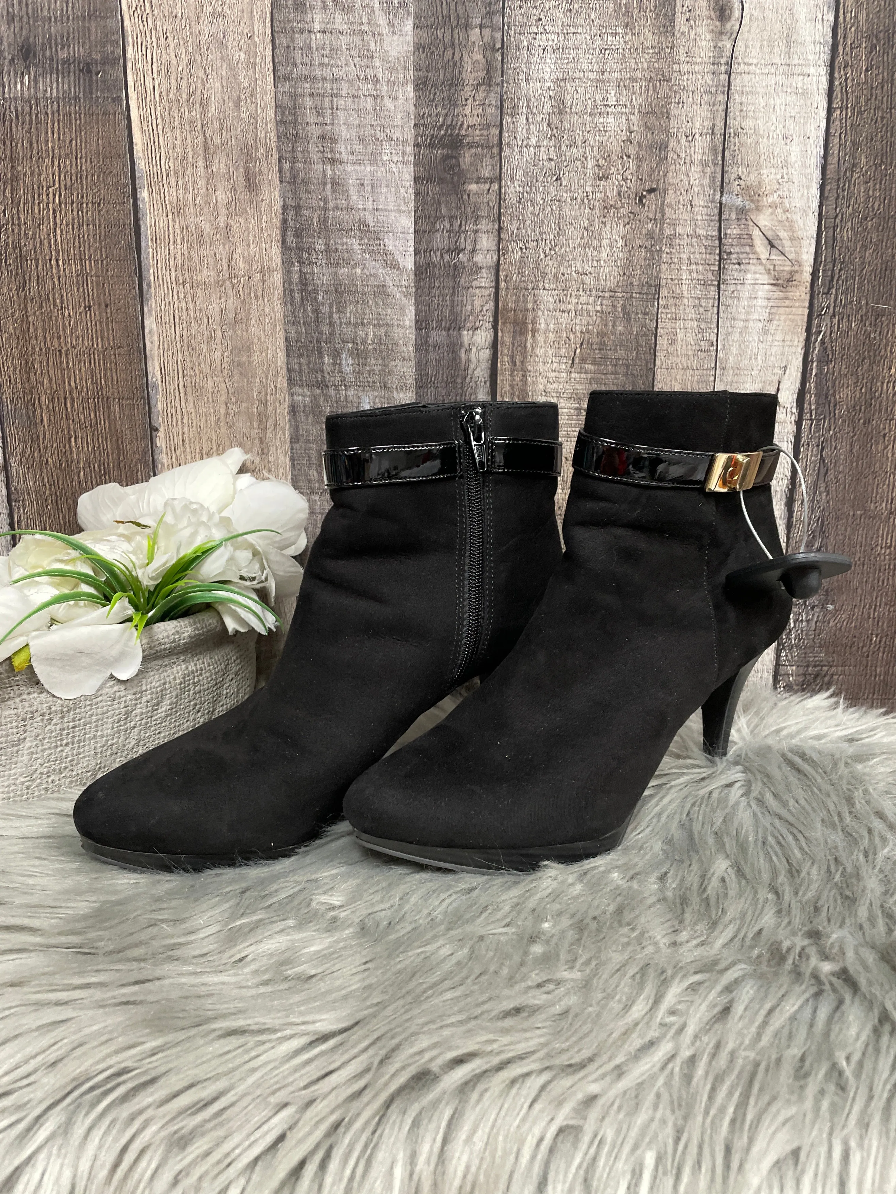 Boots Ankle Heels By Liz Claiborne In Black, Size: 7.5