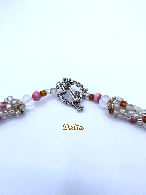 Collier de perles dalia