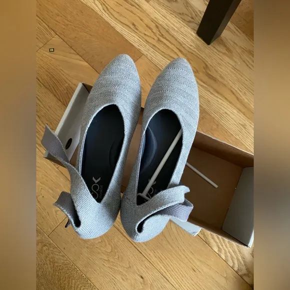 Cute Mary Jane ballet flats new with box