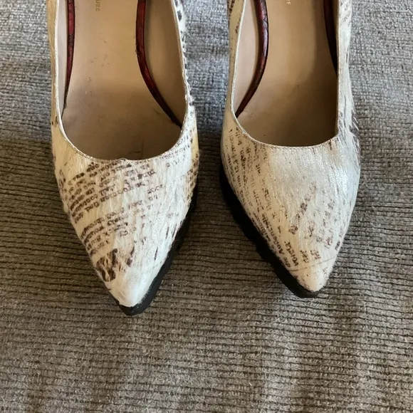 Donald J. Pliner Signature Edition Graphic Pumps Made in Italy RARE Size 9B
