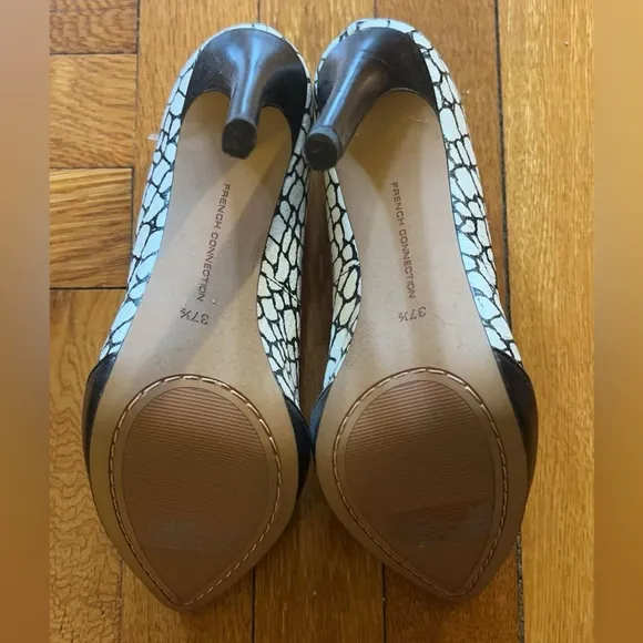 French connection black white pumps heels size 6.5