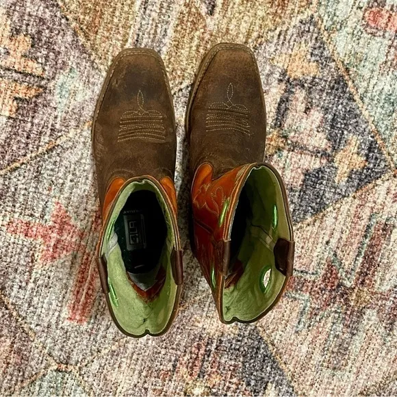 Girls Ariat Cowboy Boots- sz. 3