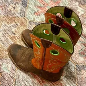 Girls Ariat Cowboy Boots- sz. 3