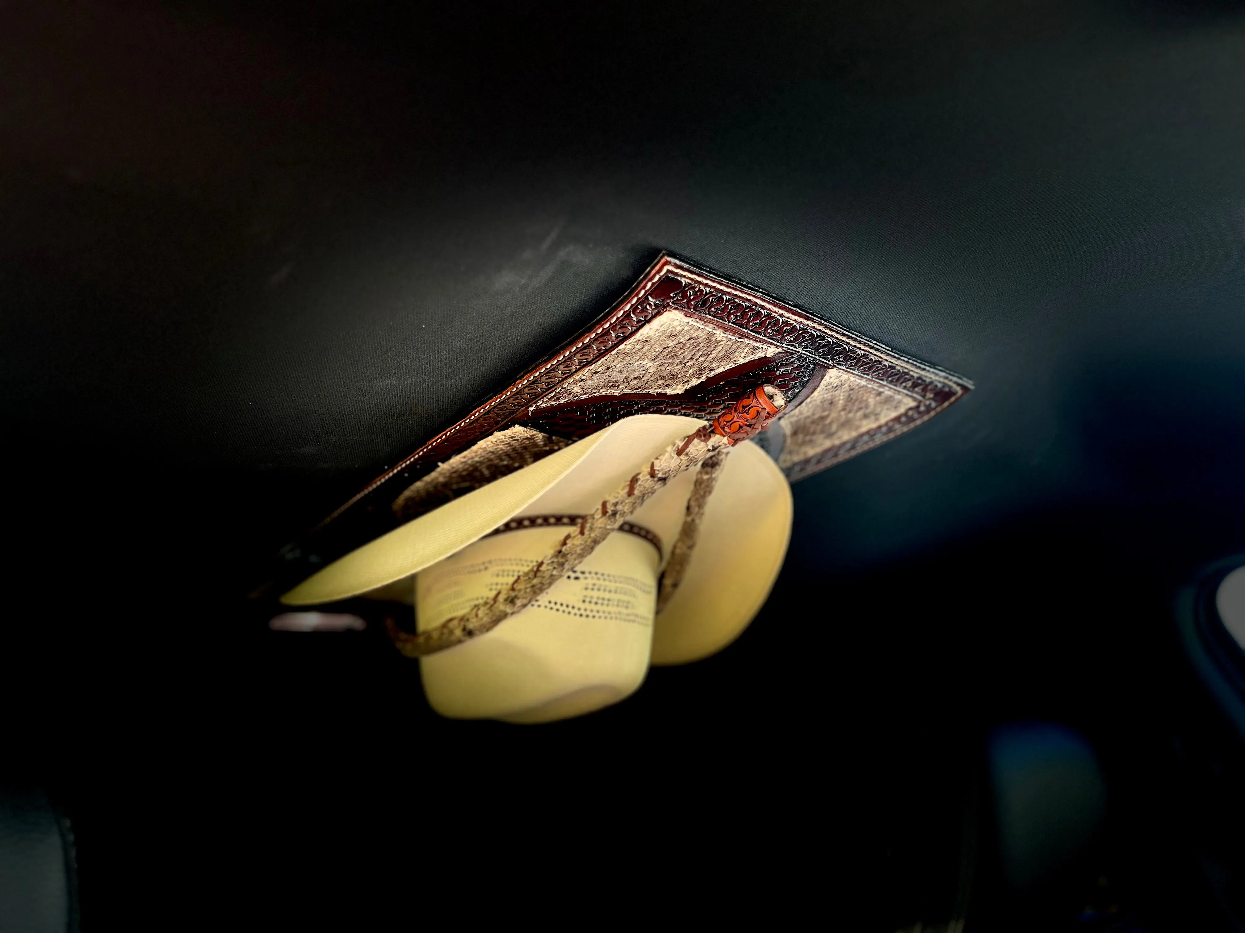 Jesse Marroquin’s Rattlesnake Gun Holster, Mag, & Knife Sheath Cowboy Hat Rack