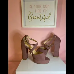 Liliana Criss Cross Heels