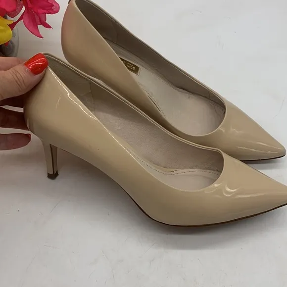 Louise et Cie Jordyna Nude Pumps Heels Size 6.5 MCH4610E