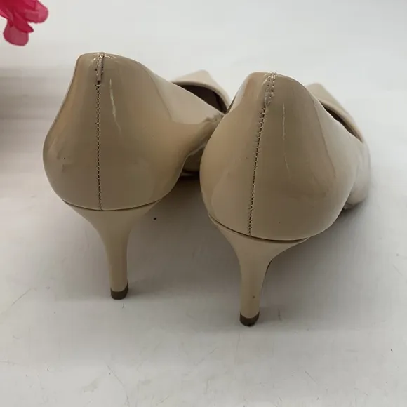 Louise et Cie Jordyna Nude Pumps Heels Size 6.5 MCH4610E