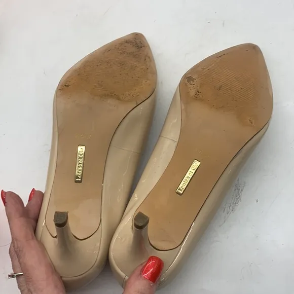Louise et Cie Jordyna Nude Pumps Heels Size 6.5 MCH4610E