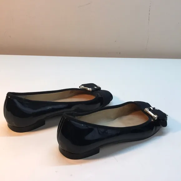 Michael Kors Black OpenToe Flats Size 6