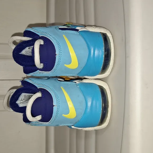 Nike &quot;Air More UpTempo&quot; basketball slip-on sneakers - 1 ½