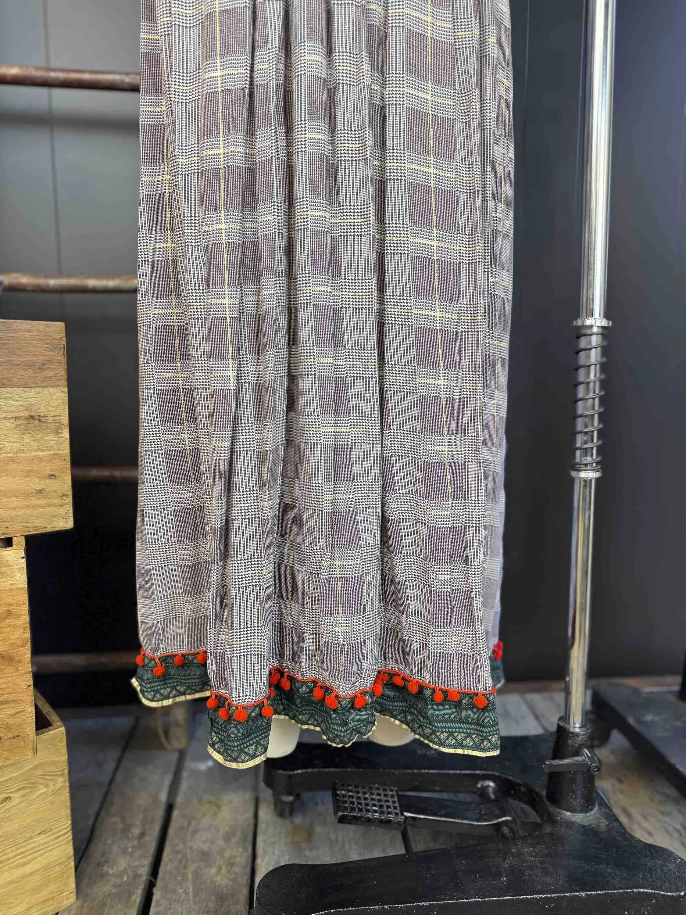 Pre-loved Button Floral Maxi Dress - Size XL