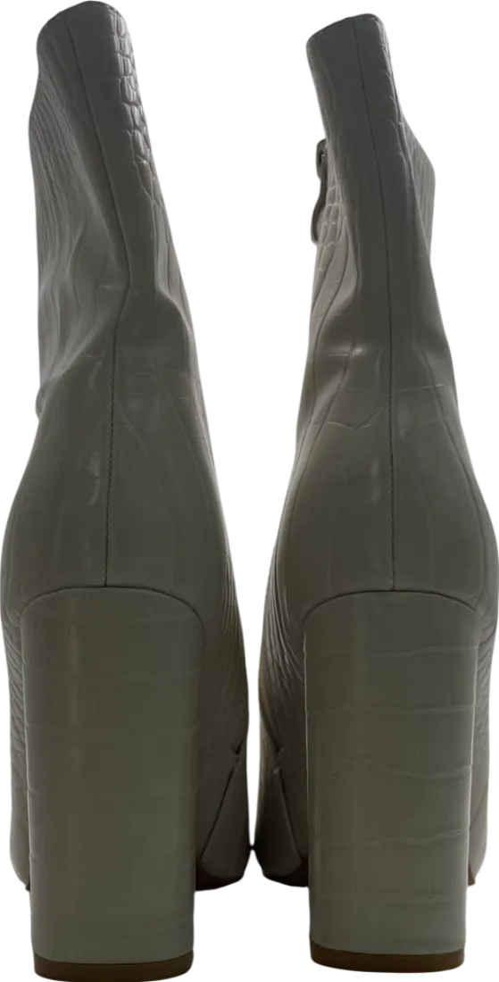 PrettyLittleThing Cream Beige Pu Croc Square Toe Flat Heeled Ankle Boots UK 6 EU 39 👠