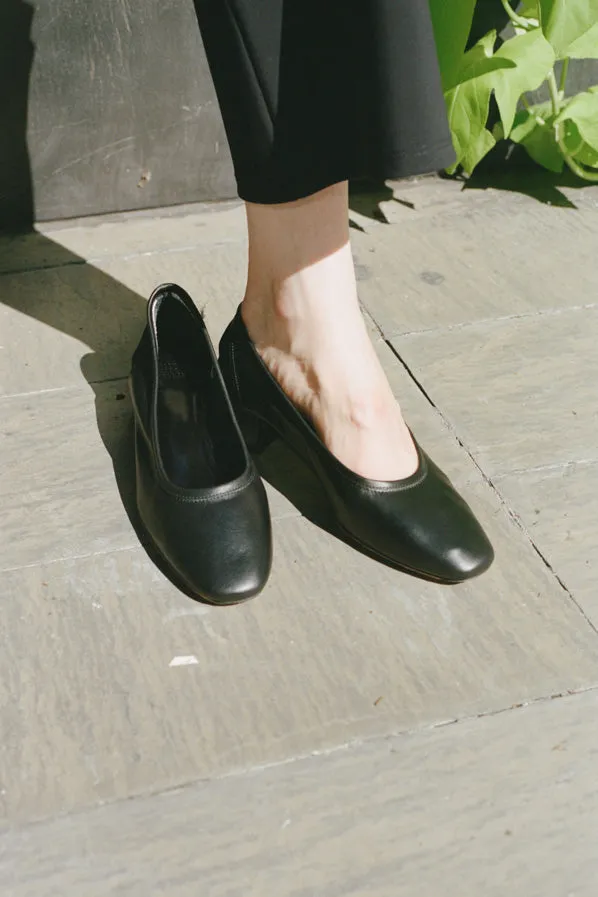 ROBERTA BALLERINA, BLACK CALF