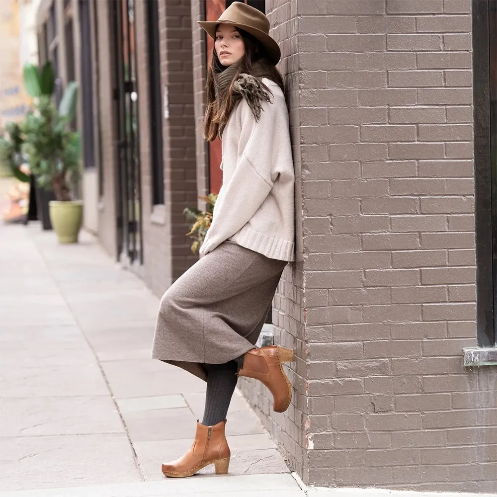 Shayna (Luggage Burnished Calf)