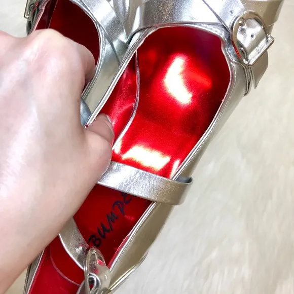 SILVER SQUARE PUMPS