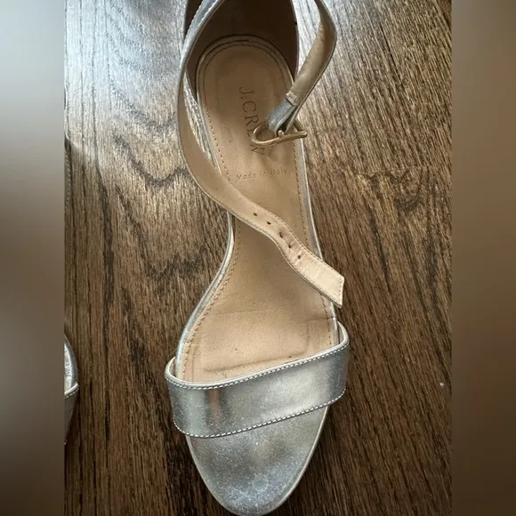 Size 7 Silver JCrew Wedges 💫