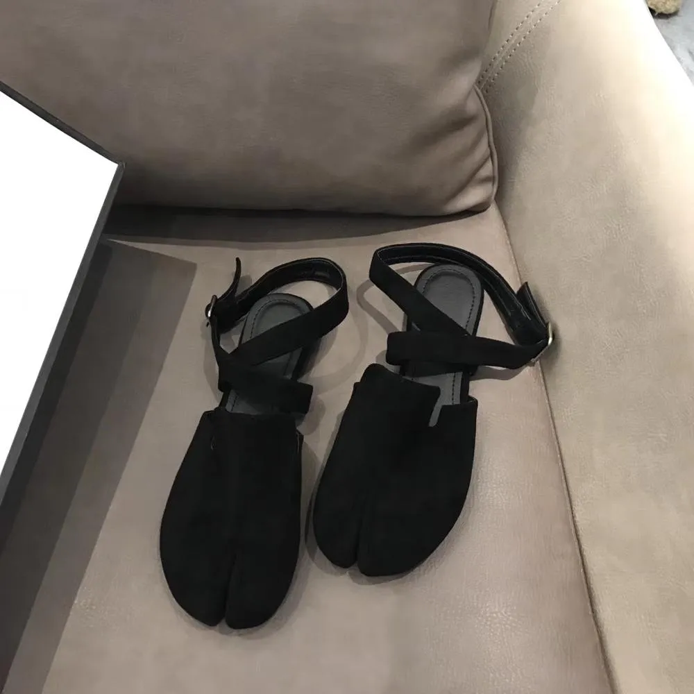 Slingback Split Toe Flats Ballerina Flock&nubuck Tabi Ninia Shoes Women Espadrilles Buckle Band Riband Flats Loafers casual shoe