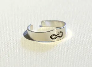 Sterling Silver Tapered Infinity Toe Ring
