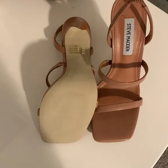 Steve Madden Beige Heels