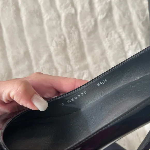 Stuart Weitzman Black Patent Leather Heels, Style: Rowin, Size: 8.5, EUC!