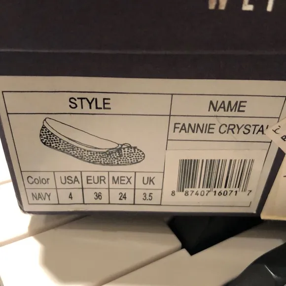 Stuart Weitzman flats
