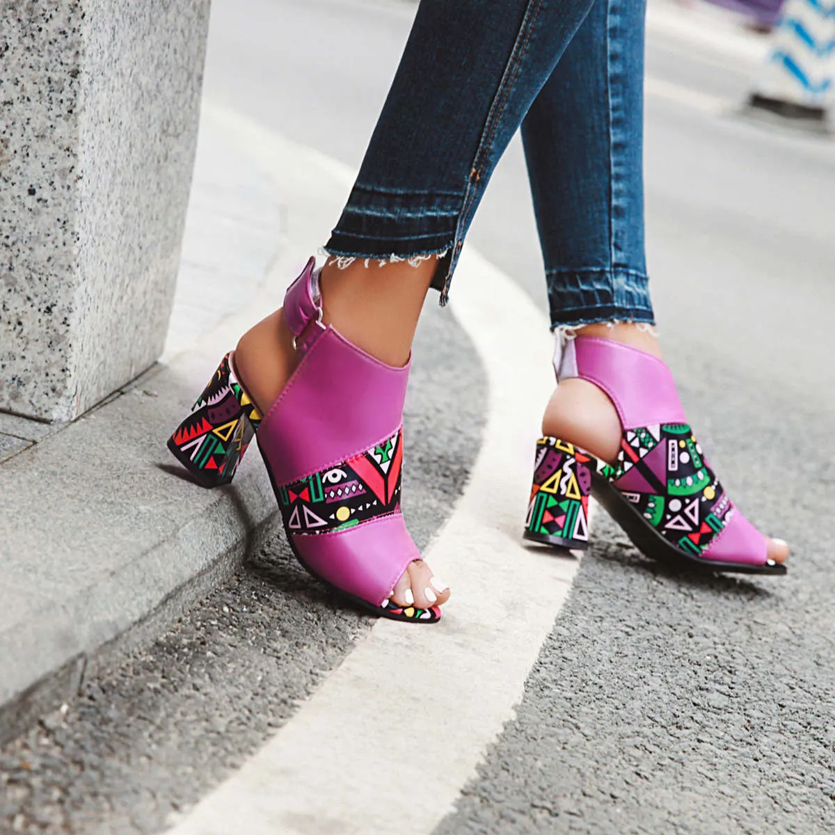 Summer New Color Matching Fish Mouth Wild Cross Straps High Heel Tassel Women Sandals