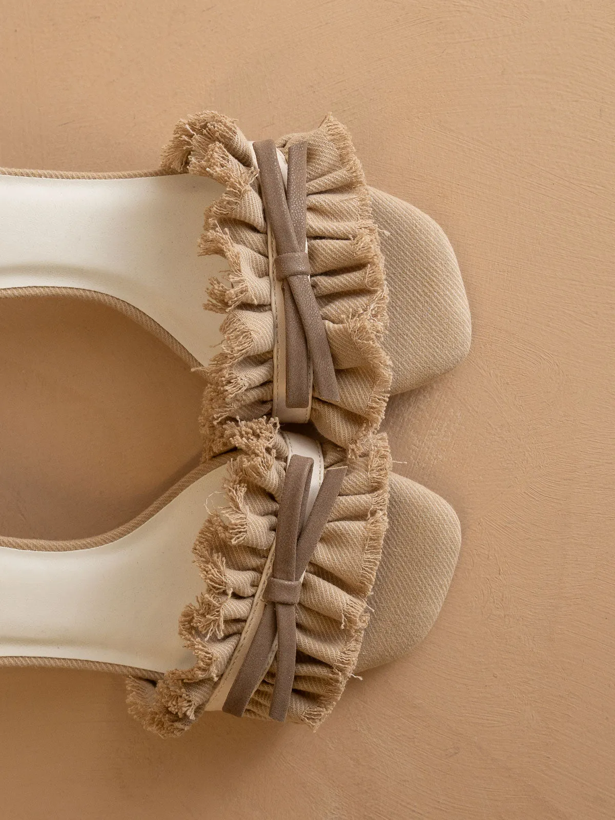 The Julissa | Khaki Romantic Low Heel Sandal