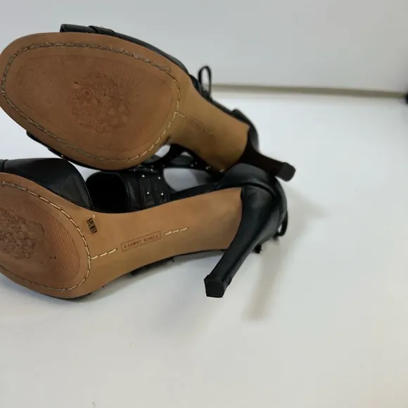Vince Camuto Roux Heels SZ 6.5