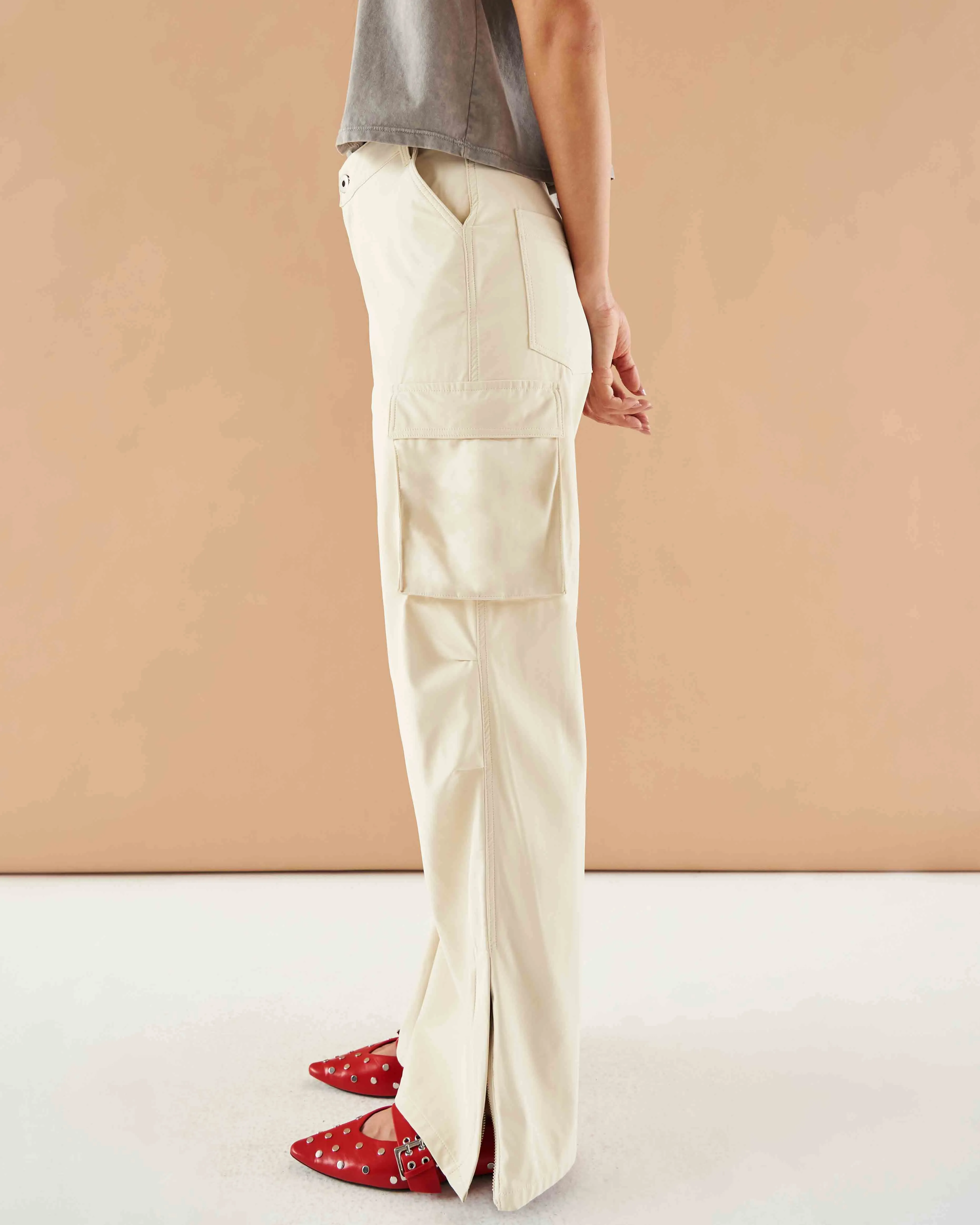 ZIPPER PARACHUTE IVORY